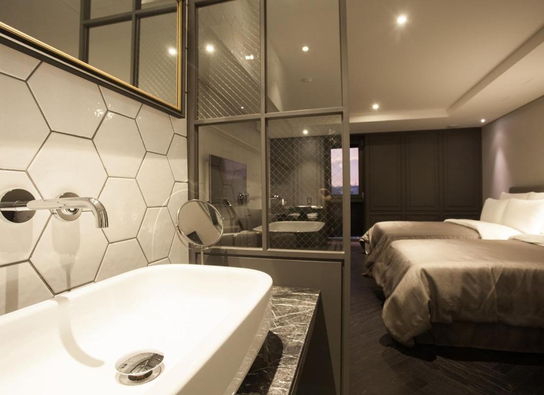 Hotel Gaden Suwon Exterior photo